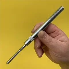 Skjult hyldebærer med gevind til svævehylde. JusterBar beslag 160mm 