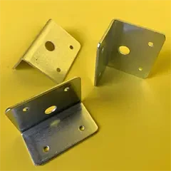 Vinkelbeslag 40 x 30 x 56 mm