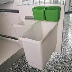 Affaldssortering med 4 spande