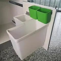 Affaldsspande med udtræk