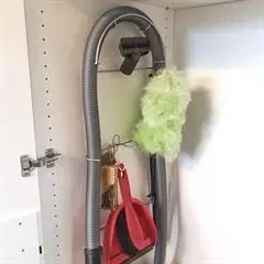 Stativ til kosteskab