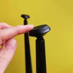 Lige konisk bordben mat sort med AutoStille knop - 1 stk