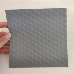 Gummimåtte til vaskeskab sikrer mod vand vareprøve