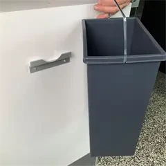 HAILO 10L affaldsspand + ophængsbeslag til bred montering