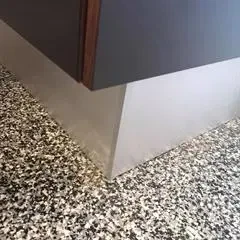 Hjørneliste i aluminium 172mm x 10/15mm