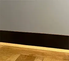 Sokkel laminat sort 1mm